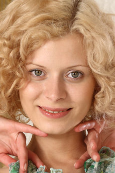 Oliwia A Metart AKA Anne P Femjoy