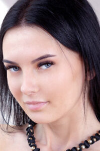 Metart model Simon