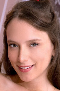 Izzy Lush Metart model