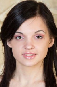 Metart model Vikki Mauri